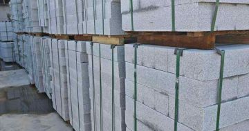 六安芝麻白路牙石，路侧石