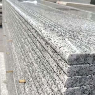 六安芝麻白楼梯踏步 花岗岩楼梯板材