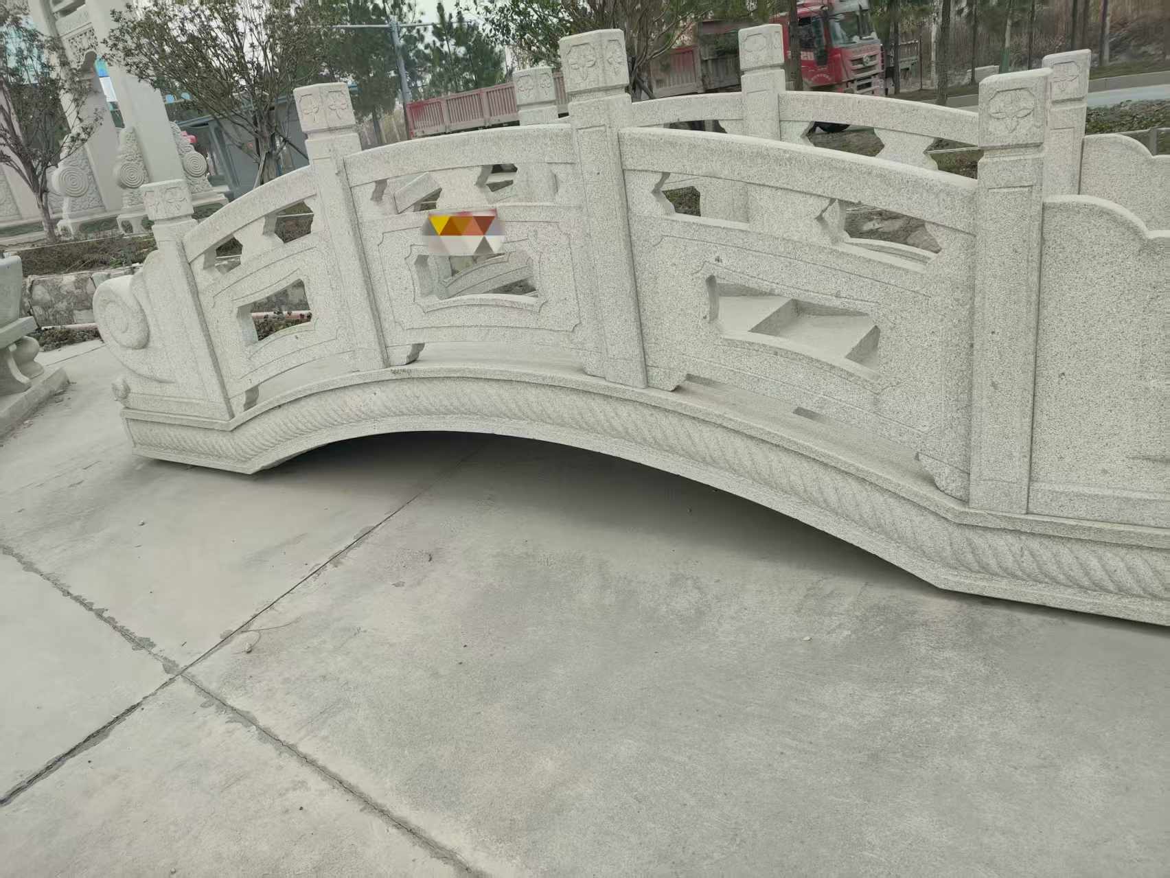 六安芝麻白拱桥，石桥