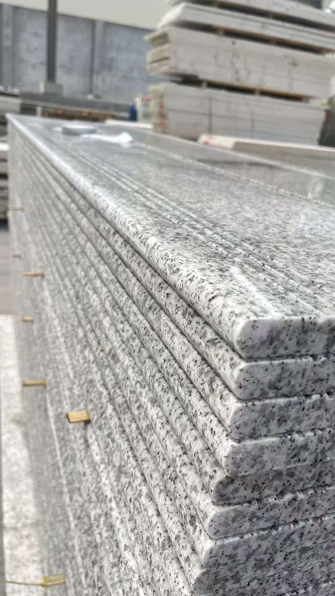 六安芝麻白楼梯踏步 花岗岩楼梯板材