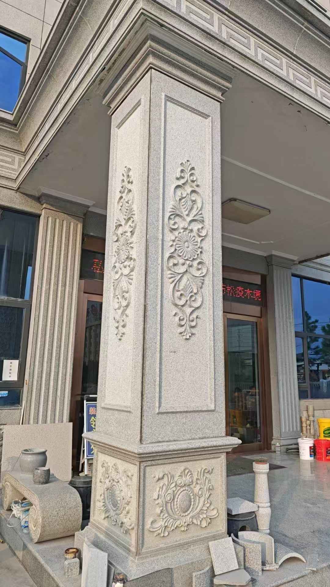 六安芝麻白别墅雕刻柱子  黄金麻